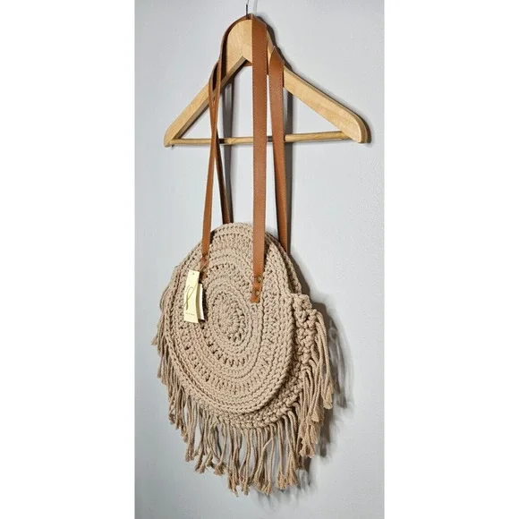 Collection Eighteen Handbag Beige Crochet Boho Shoulder Bag Fringe Woven Boho - Picture 2 of 11